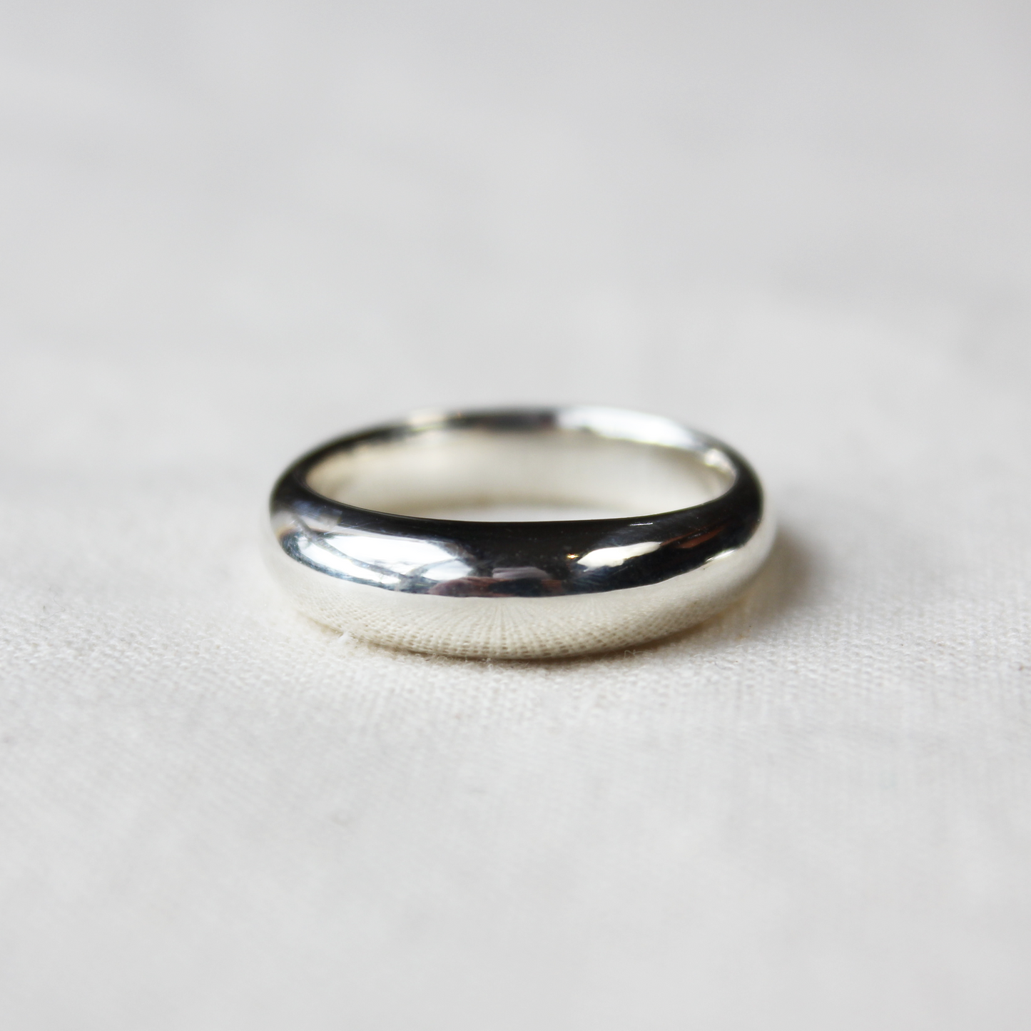 Silver curve ring slim