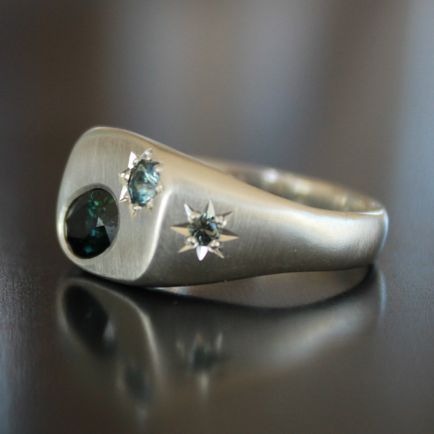 Sapphire Diamond Tapatoru Signet