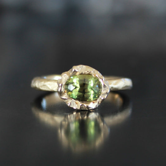 Oval Soft Ridge Ring