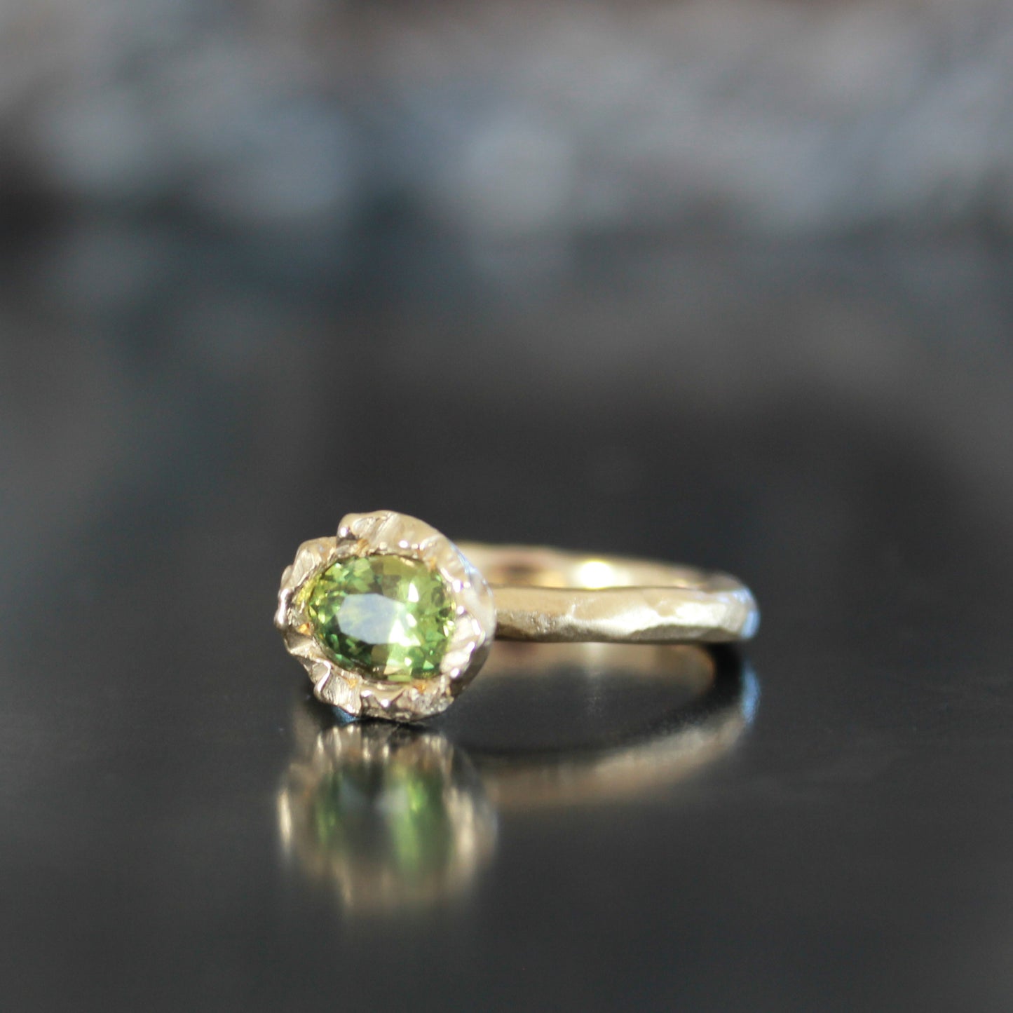 Oval Soft Ridge Ring