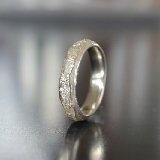 Remarkables Wedding Band — Handcrafted in Aotearoa, New Zealand