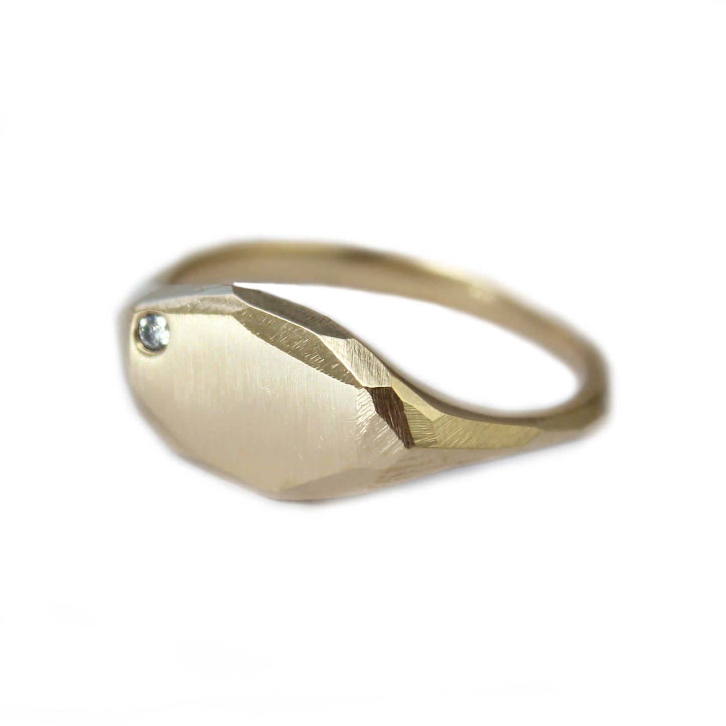 Faceted Signet